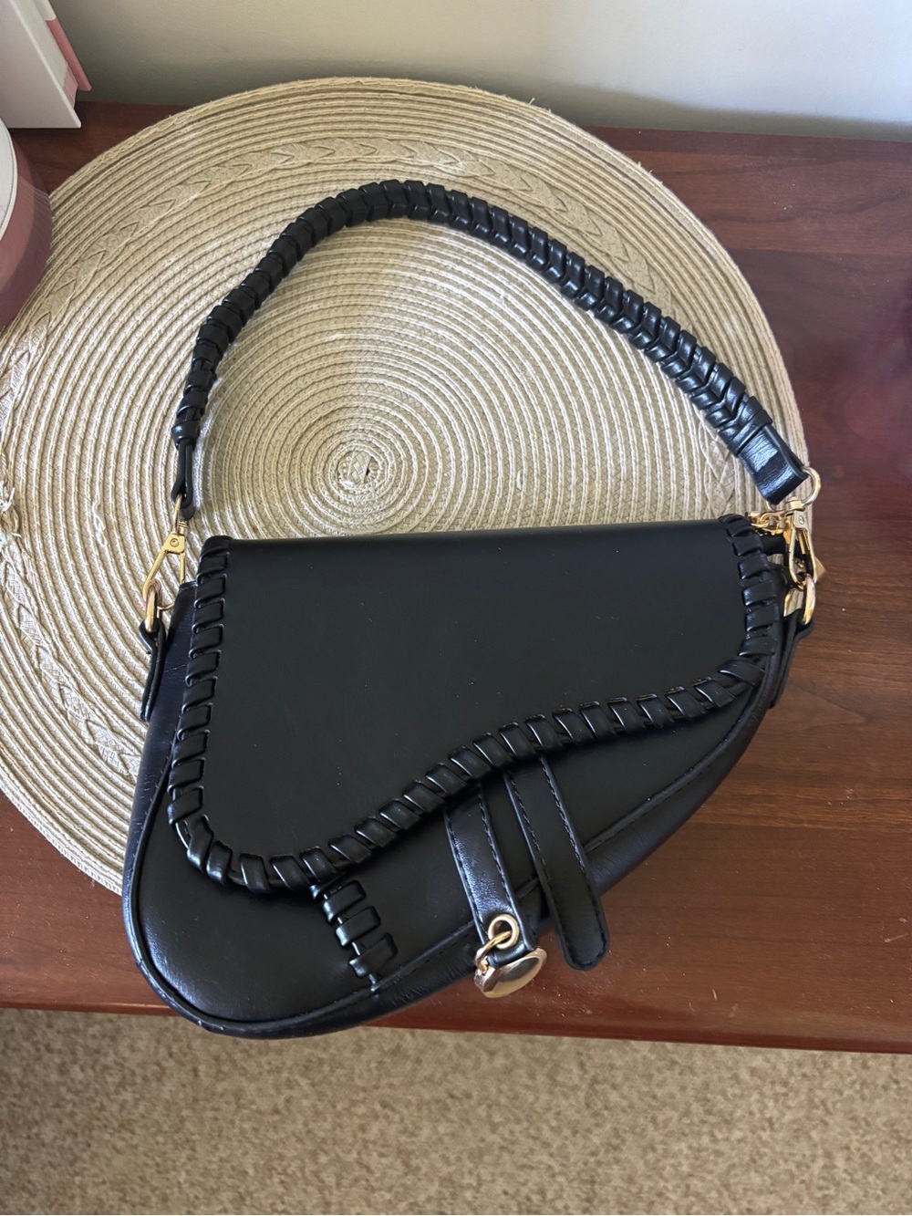 Black Saddle Shoulder Bag